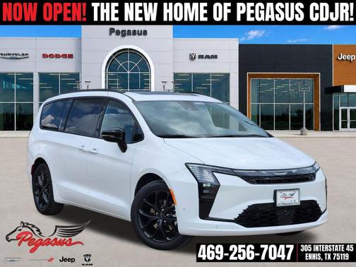 Bright White Clearcoat 2027 Chrysler Pacifica Limited