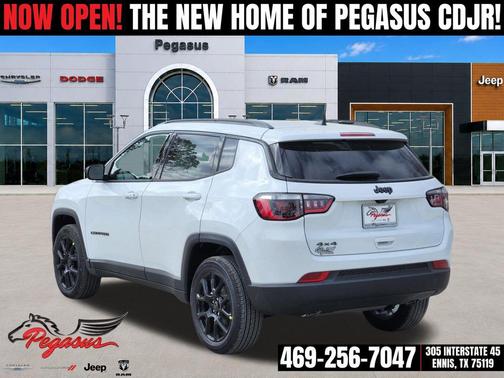 Bright White Clearcoat 2026 Jeep Compass Latitude