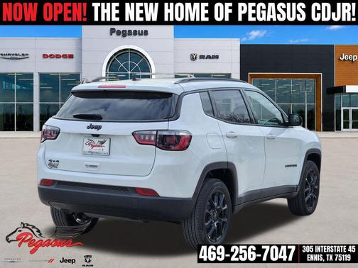 Bright White Clearcoat 2026 Jeep Compass Latitude