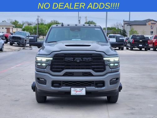 Ceramic Gray Clearcoat 2026 RAM 3500 Laramie Crew Cab 4x4 8' Box