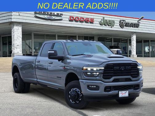 Ceramic Gray Clearcoat 2026 RAM 3500 Laramie Crew Cab 4x4 8' Box