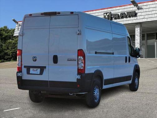 2025 RAM ProMaster 2500 Tradesman