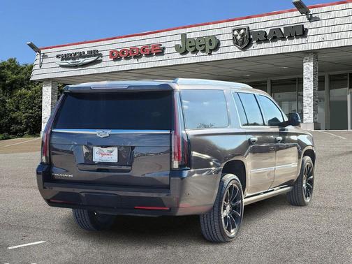2018 Cadillac Escalade ESV Premium Luxury