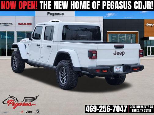 Bright White Clearcoat 2026 Jeep Gladiator Mojave X 4x4