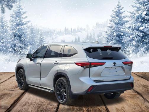 2022 Toyota Highlander L