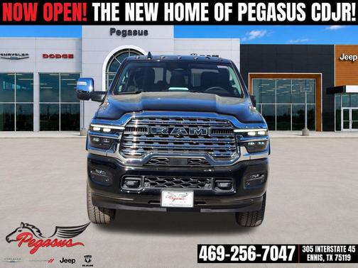 Diamond Black Crystal Pearlcoat 2026 RAM 2500 Longhorn