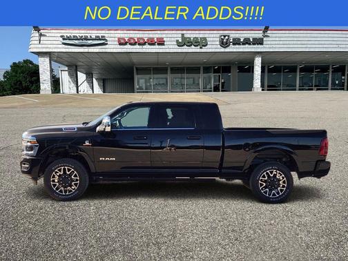 Diamond Black Crystal Pearlcoat 2026 RAM 2500 Longhorn