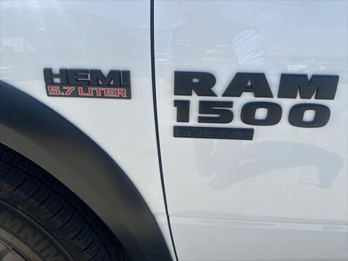 2021 RAM 1500 Classic Warlock Crew Cab 4x4 5'7' Box