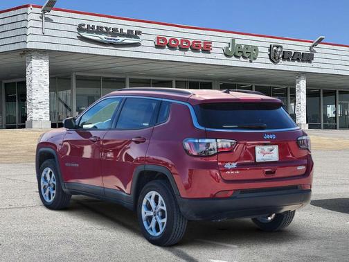 2026 Jeep Compass Latitude