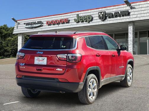 2026 Jeep Compass Latitude