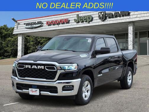 Diamond Black Crystal Pearlcoat 2026 RAM 1500 Big Horn/Lone Star