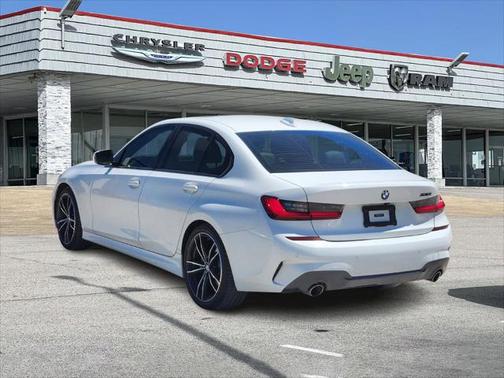 2021 BMW 330 i