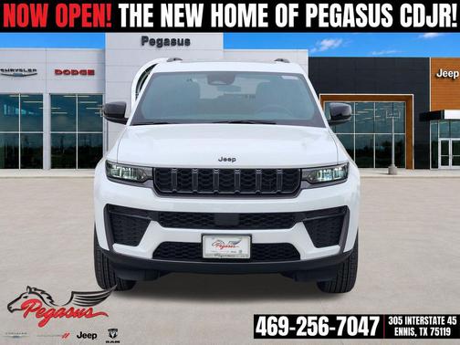Bright White Clearcoat 2026 Jeep Grand Cherokee Altitude