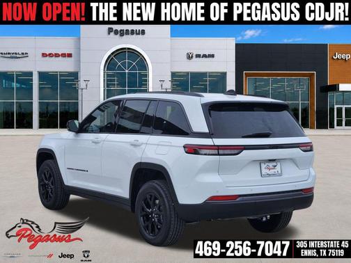 Bright White Clearcoat 2026 Jeep Grand Cherokee Altitude