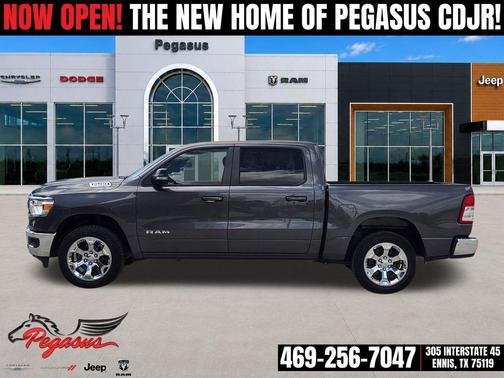 Granite Crystal Metallic Clearcoat 2022 RAM 1500 Big Horn/Lone Star