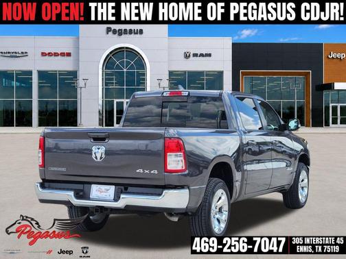 Granite Crystal Metallic Clearcoat 2022 RAM 1500 Big Horn/Lone Star
