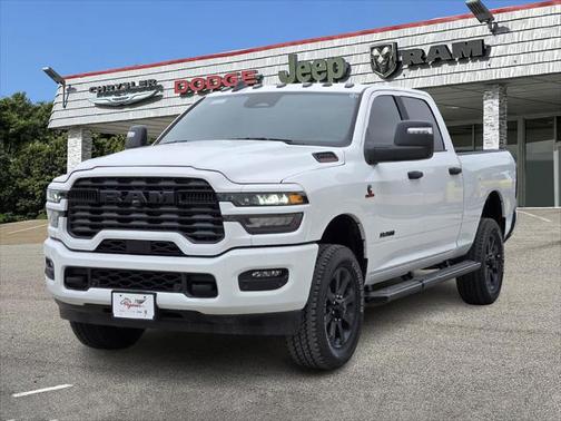 2025 RAM 2500 Lone Star Crew Cab 4x4 6'4' Box