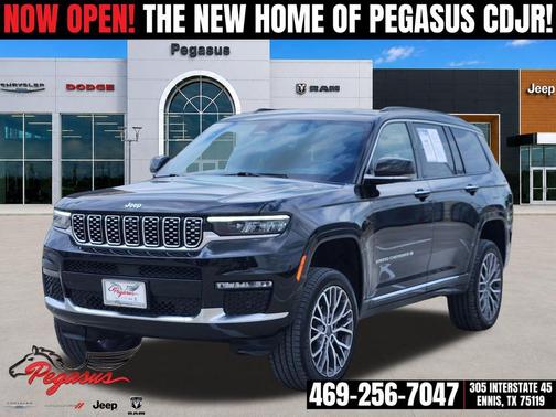 Diamond Black Crystal Pearlcoat 2025 Jeep Grand Cherokee L Summit Reserve