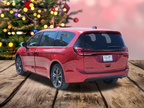 2026 Chrysler Pacifica L