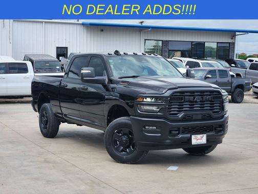 Diamond Black Crystal Pearlcoat 2026 RAM 2500 Tradesman Crew Cab 4x4 6'4' Box