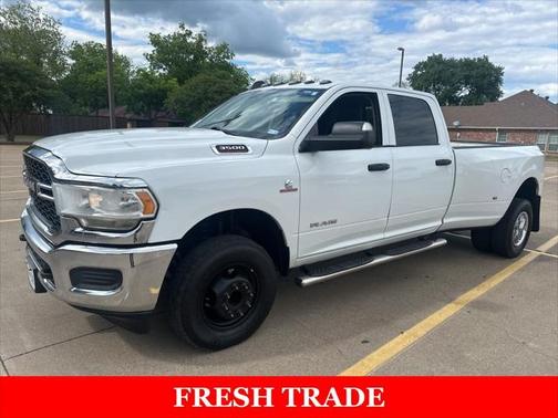 2020 RAM 3500 Tradesman Crew Cab 4x4 8' Box