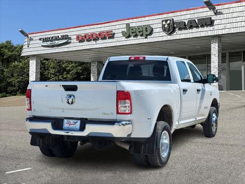 2020 RAM 3500 Tradesman Crew Cab 4x4 8' Box