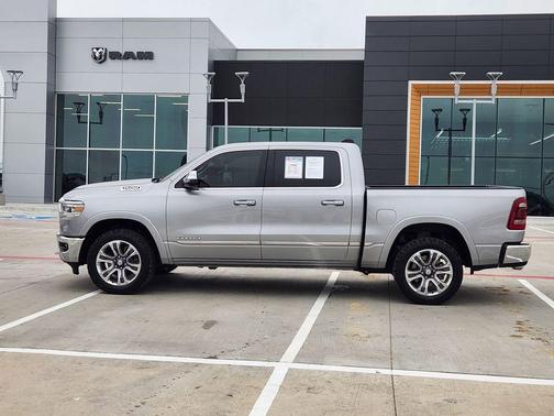 Billet Silver Metallic Clearcoat 2024 RAM 1500 Limited
