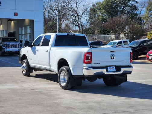 2024 RAM 3500 Laramie Crew Cab 4x4 8' Box