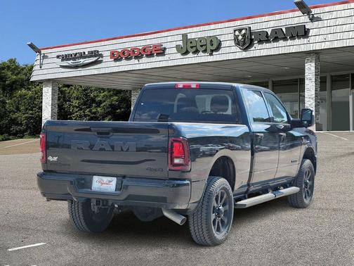 2025 RAM 3500 Lone Star Crew Cab 4x4 6'4' Box