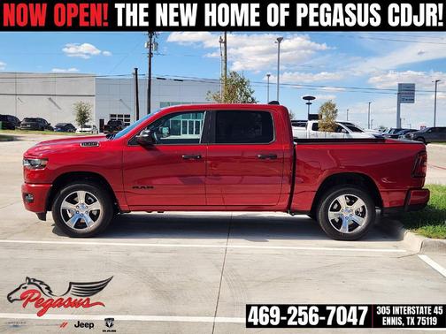 Molten Red Pearlcoat 2027 RAM 1500 Express