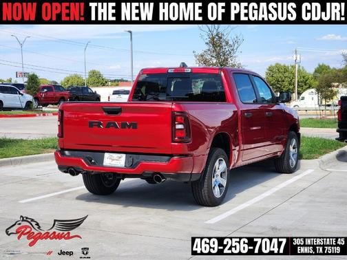 Molten Red Pearlcoat 2027 RAM 1500 Express
