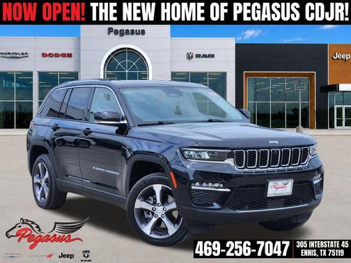 Diamond Black Crystal Pearlcoat 2023 Jeep Grand Cherokee 4xe Base