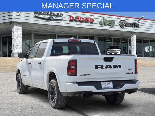 Bright White Clearcoat 2026 RAM 1500 Big Horn/Lone Star