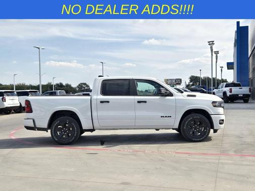 Bright White Clearcoat 2026 RAM 1500 Big Horn/Lone Star