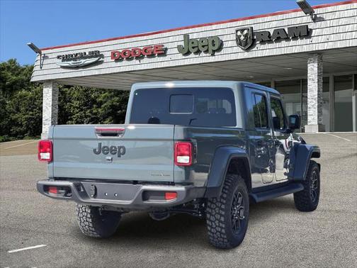 2025 Jeep Gladiator Sport