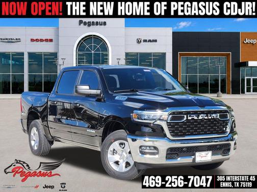 Diamond Black Crystal Pearlcoat 2026 RAM 1500 Big Horn/Lone Star