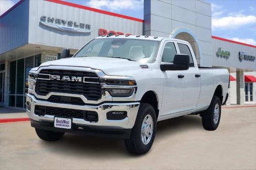 2025 RAM 2500 Tradesman Crew Cab 4x4 8' Box