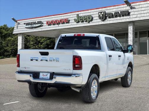 2025 RAM 2500 Lone Star Crew Cab 4x4 6'4' Box