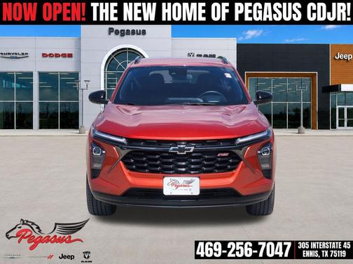 Cayenne Orange Metallic 2024 Chevrolet Trax FWD 2RS