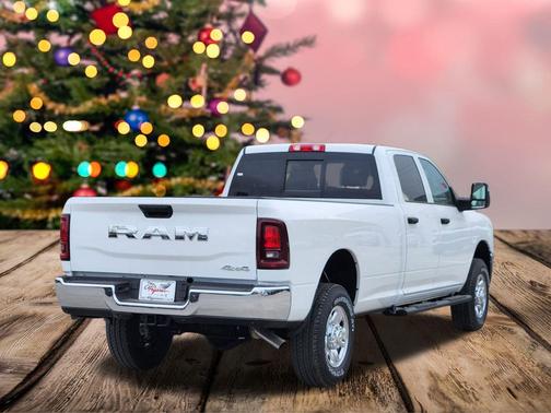 2026 RAM 2500 Tradesman Crew Cab 4x4 8' Box