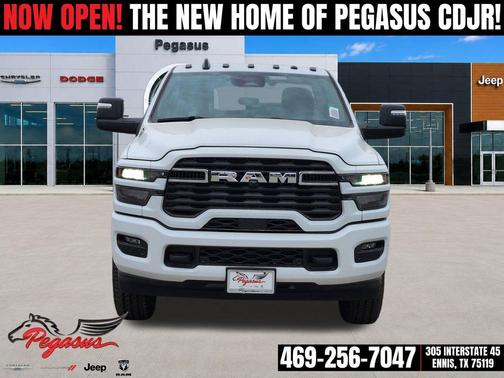 Bright White Clearcoat 2026 RAM 2500 Lone Star Crew Cab 4x4 6'4' Box