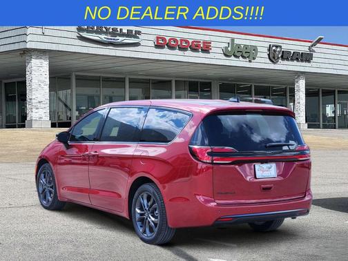 Red Hot Pearlcoat 2026 Chrysler Pacifica L