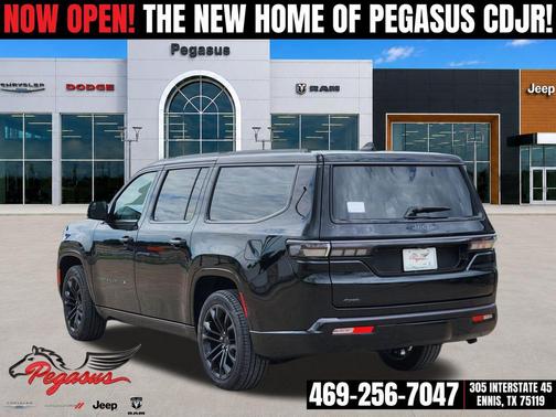 High Gloss Black 2026 Jeep Grand Wagoneer L Summit Reserve 4x4