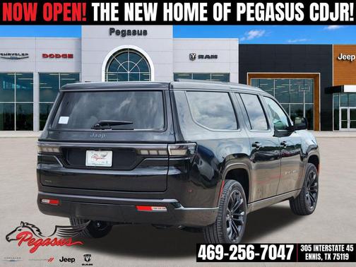 High Gloss Black 2026 Jeep Grand Wagoneer L Summit Reserve 4x4