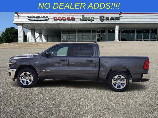Granite Crystal Metallic Clearcoat 2026 RAM 1500 Big Horn/Lone Star