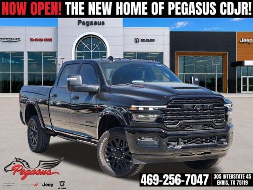 Diamond Black Crystal Pearlcoat 2025 RAM 2500 Limited Crew Cab 4x4 6'4' Box
