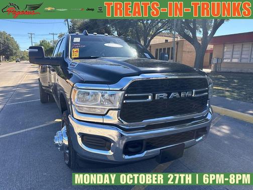 2024 RAM 3500 Tradesman Crew Cab 4x4 8' Box