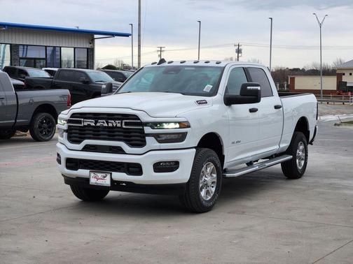 2026 RAM 2500 Lone Star Crew Cab 4x4 6'4' Box