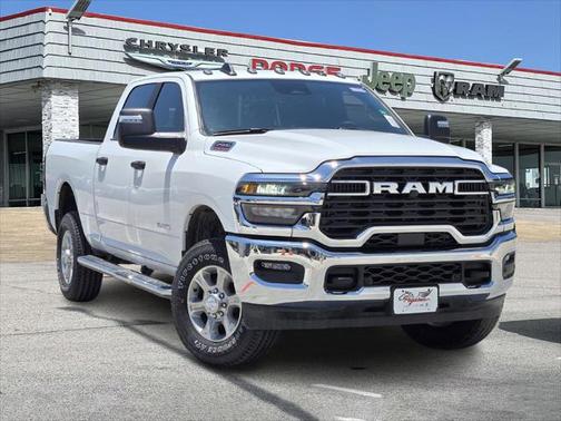 2025 RAM 2500 Lone Star Crew Cab 4x4 6'4' Box