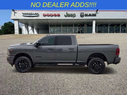 Ceramic Gray Clearcoat 2026 RAM 2500 Laramie Crew Cab 4x4 6'4' Box